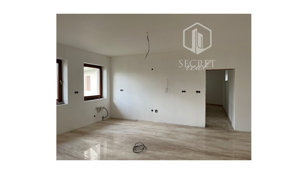 Secretreal, s.r.o. PREDÁ polyfunkčnú stavbu v Dunajskej Lužnej