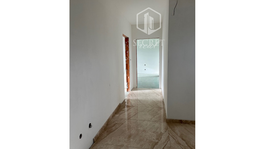 Secretreal, s.r.o. PREDÁ polyfunkčnú stavbu v Dunajskej Lužnej