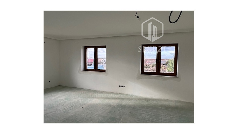 Secretreal, s.r.o. PREDÁ polyfunkčnú stavbu v Dunajskej Lužnej