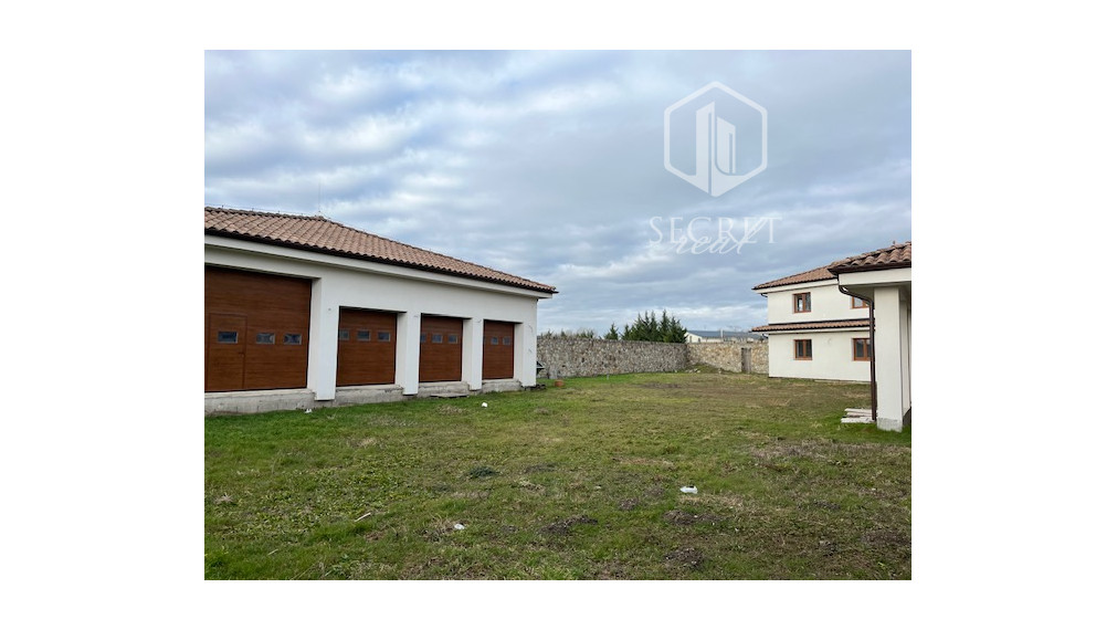 Secretreal, s.r.o. PREDÁ polyfunkčnú stavbu v Dunajskej Lužnej