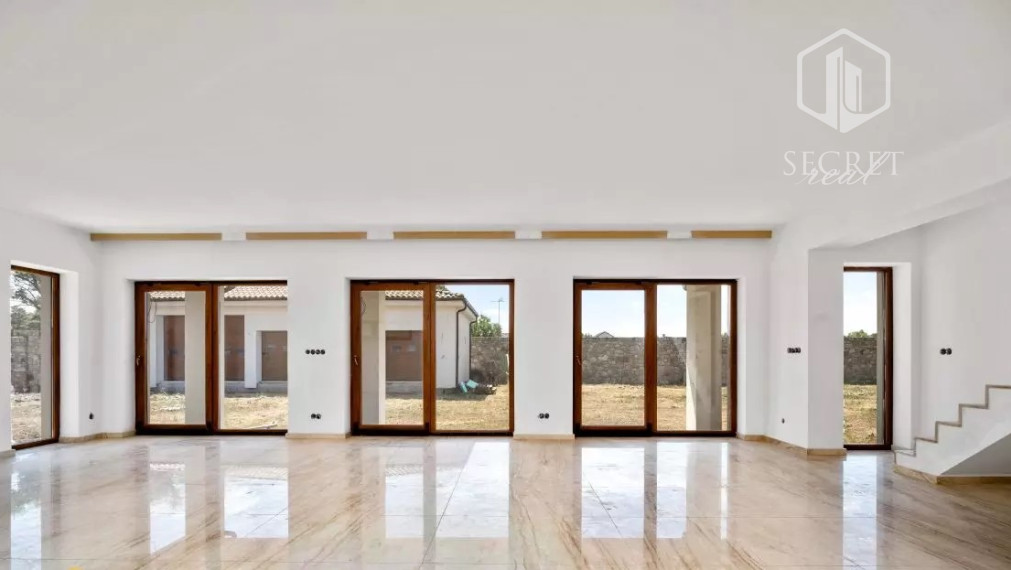 Secretreal, s.r.o. PREDÁ polyfunkčnú stavbu v Dunajskej Lužnej